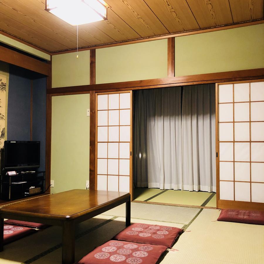 Yabukiso Hotel Yamanakako Exterior photo